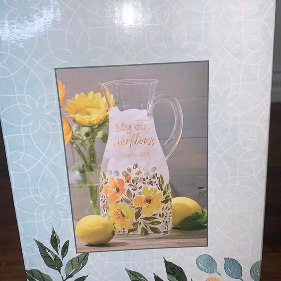 Christian Art Gifts Glass Serving Pitcher with Handle -58 fl. oz. - Picture 5 of 9